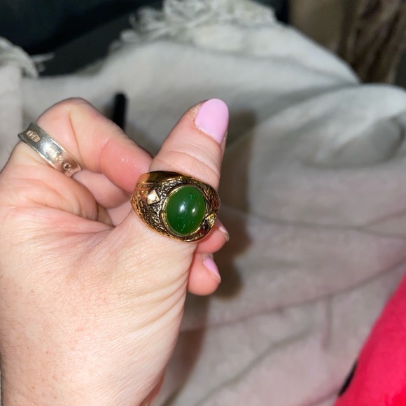 Vintage Jade 18k HGE Gold Ring - Picture 3 of 10